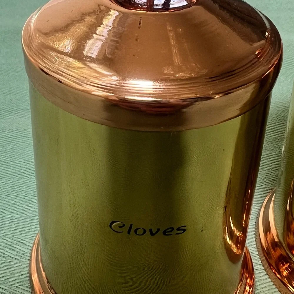 Set of four spice jars - Picture 5 of 8